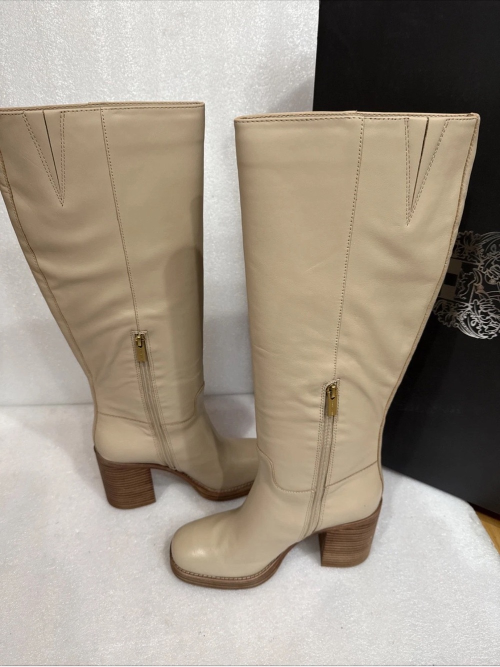Vince Camuto Cream/Buff Leather Knee-High Block Heel Boots GIBI new - Picture 6 of 7